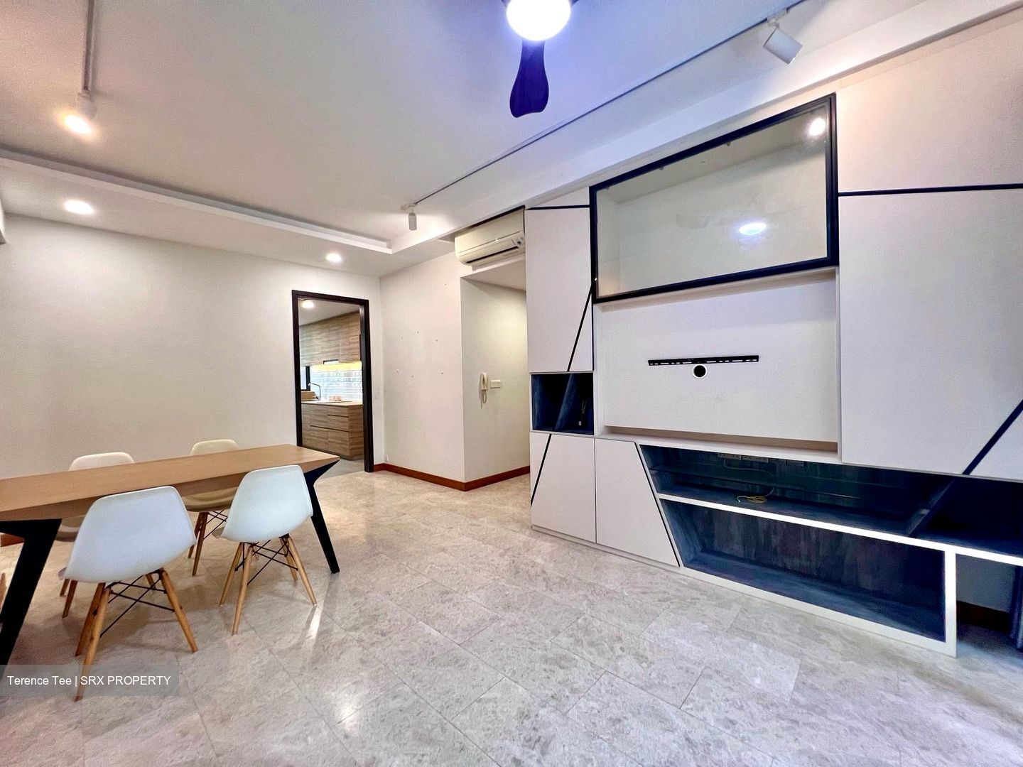 The Ambra (D15), Apartment #550406881
